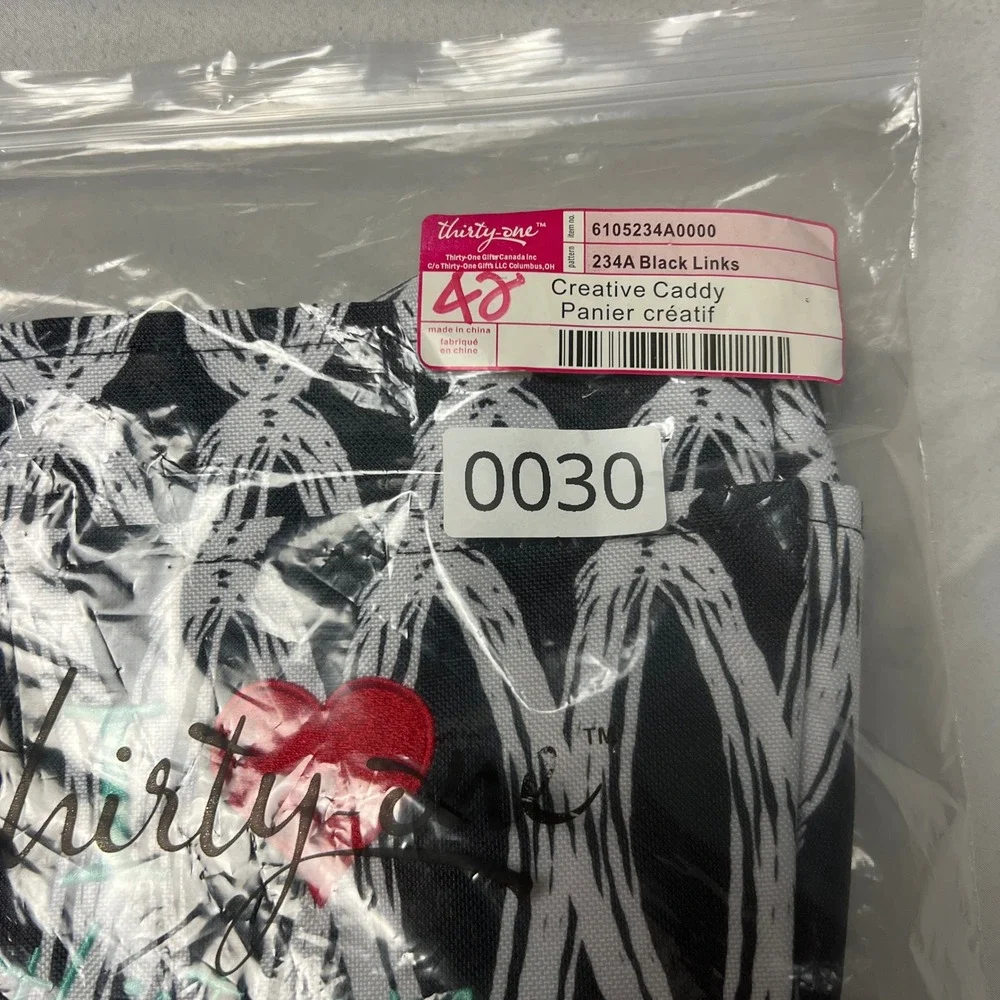 Thirty-One Creative‎ Caddy Tote Black Links I Heart Love 31 Monogrammed Utility